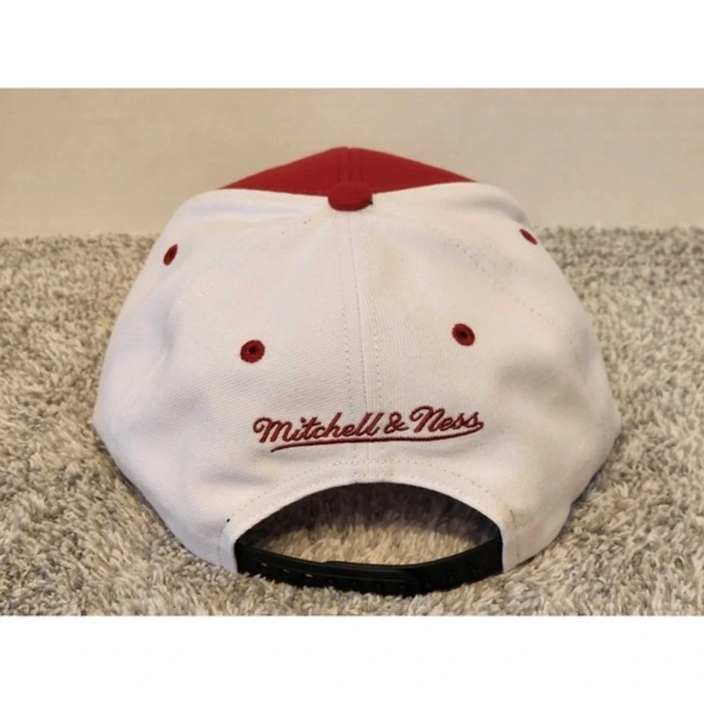 Mitchell & Ness Chicago Blackhawks NHL Retrodome Adjustable Snapback Hat Cap NEW